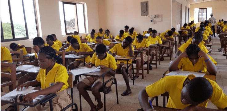 10 legal 2022 WASSCE Apor that students must take to the exam hall 2019 WASSCE certificate