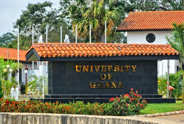 The University of Ghana (UG), has suspended former Junior Common Room (JCR) Executives of the Commonwealth Hall for three academic years for holding series of meetings, contrary to the school’s statutes.